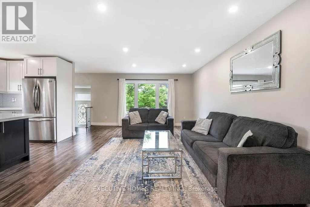140 WEYBRIDGE TRAIL