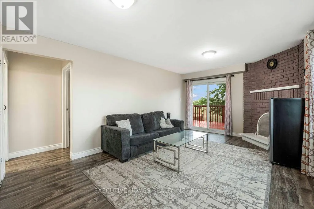 140 WEYBRIDGE TRAIL