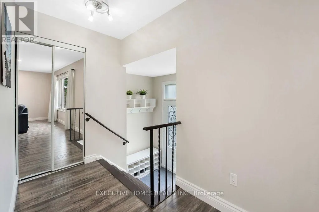 140 WEYBRIDGE TRAIL