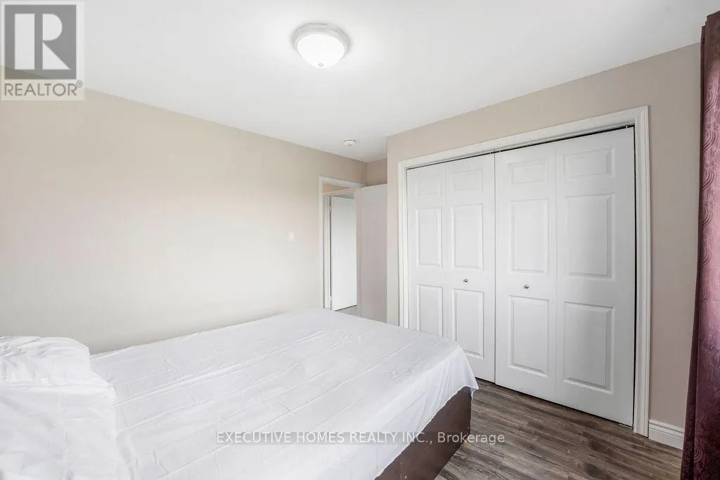 140 WEYBRIDGE TRAIL