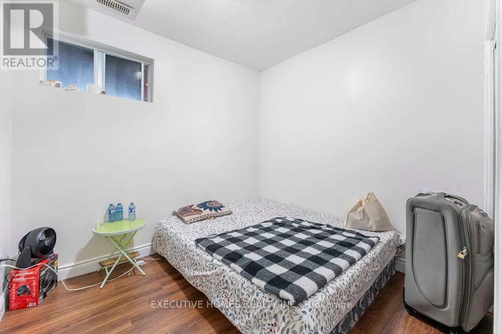 140 WEYBRIDGE TRAIL