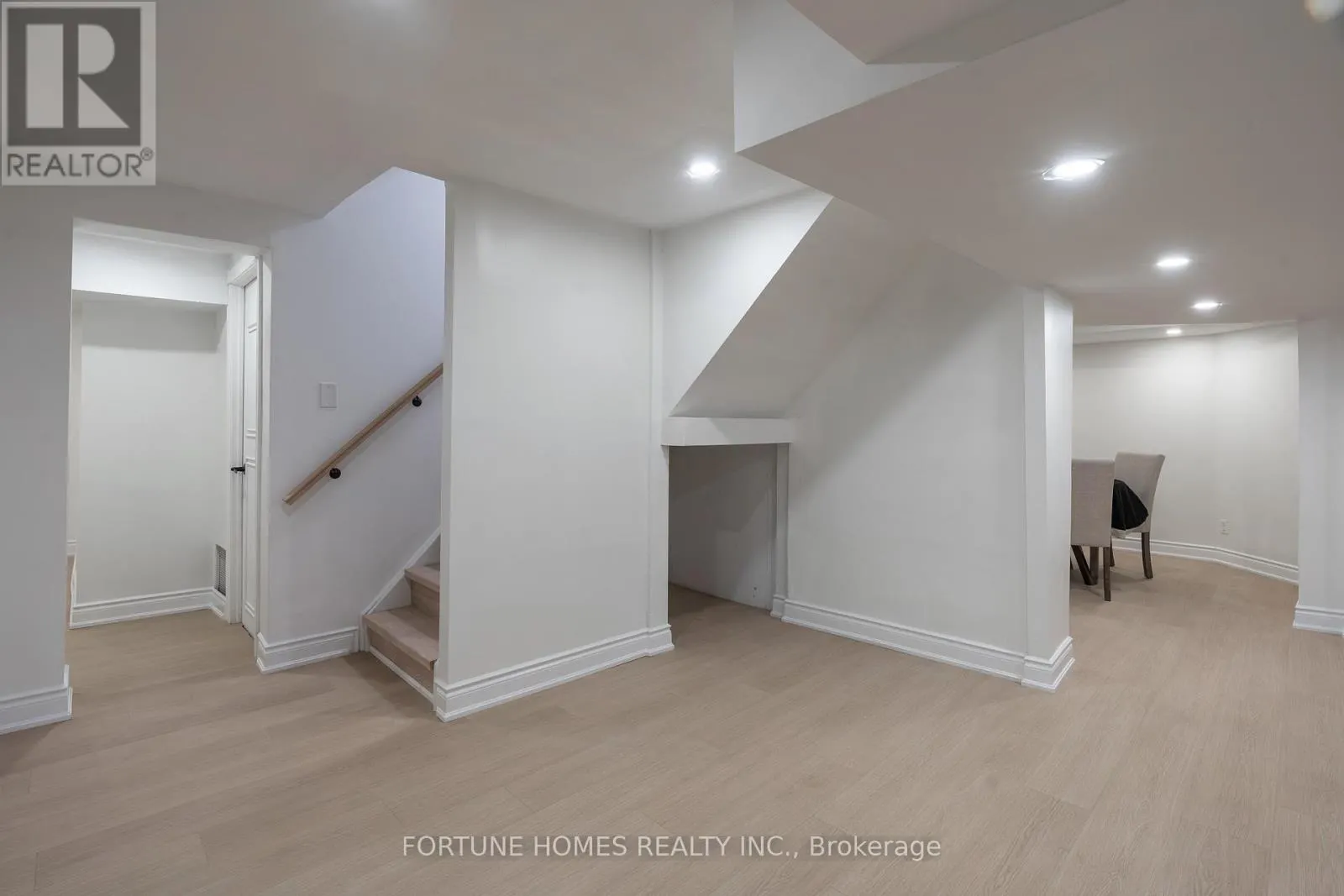 31 ORTONA DRIVE
