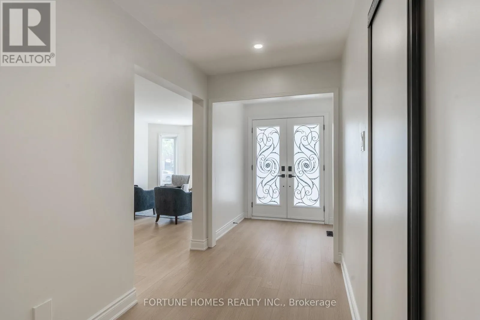 31 ORTONA DRIVE