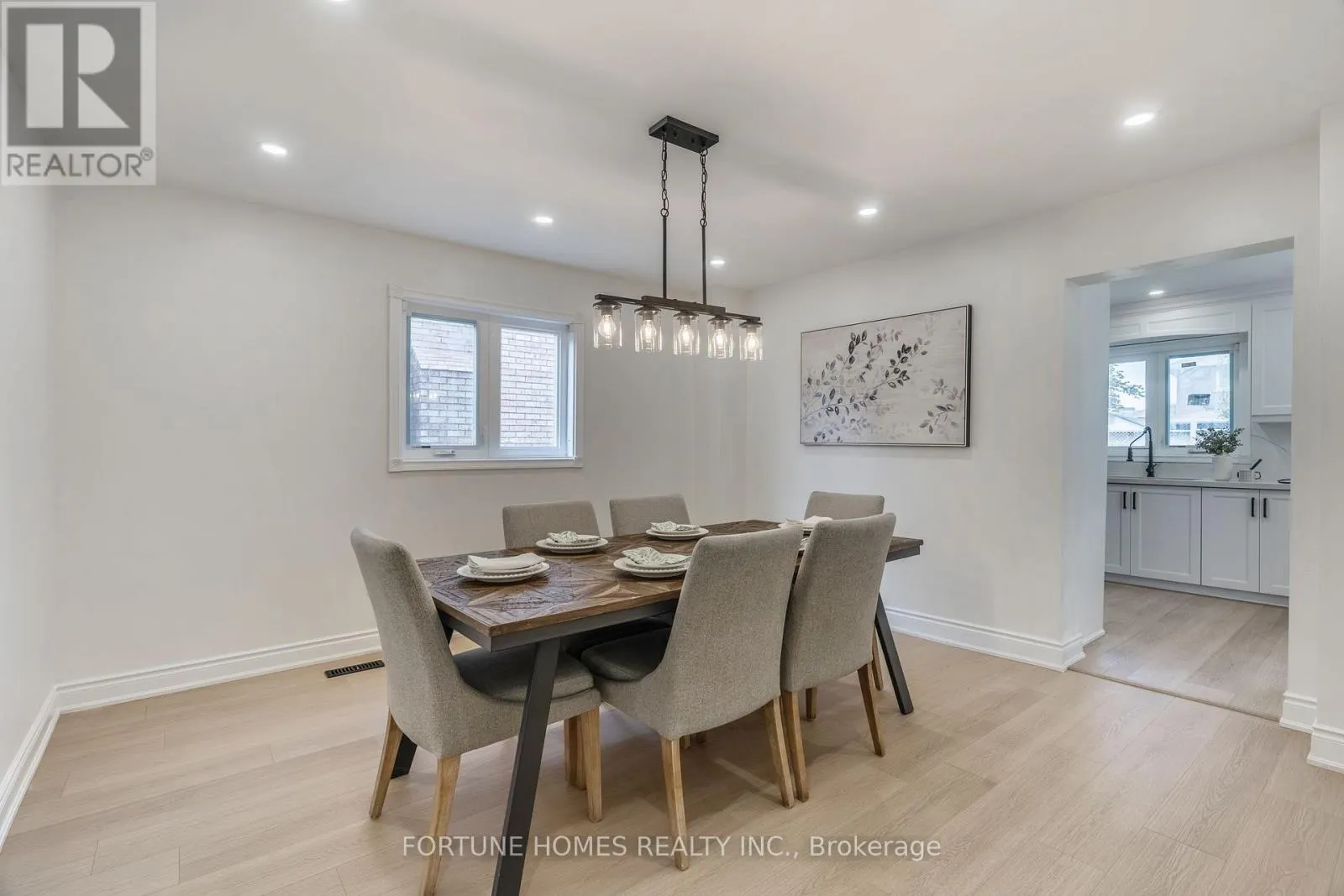 31 ORTONA DRIVE