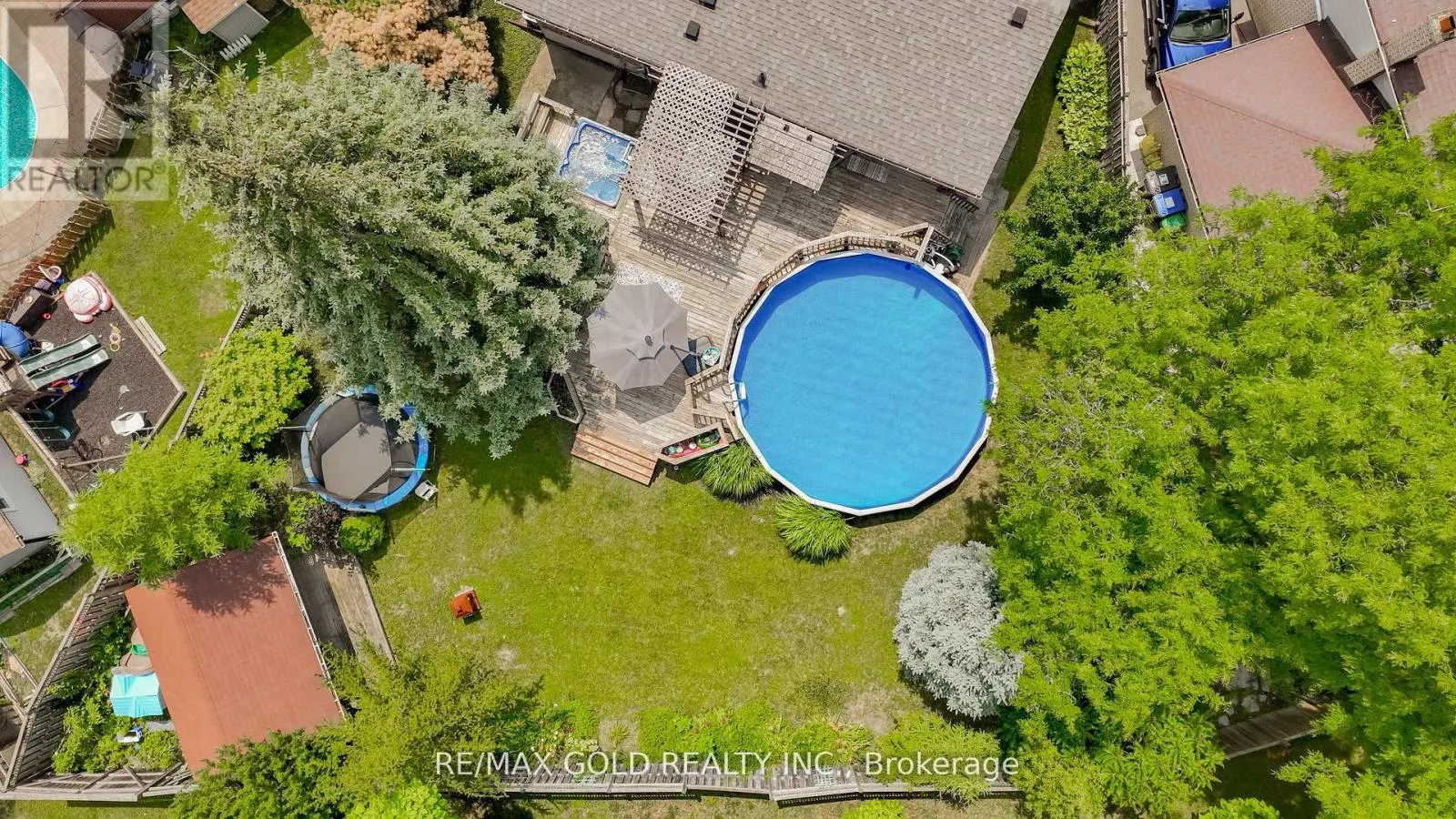 23 EDGEBROOK CRESCENT