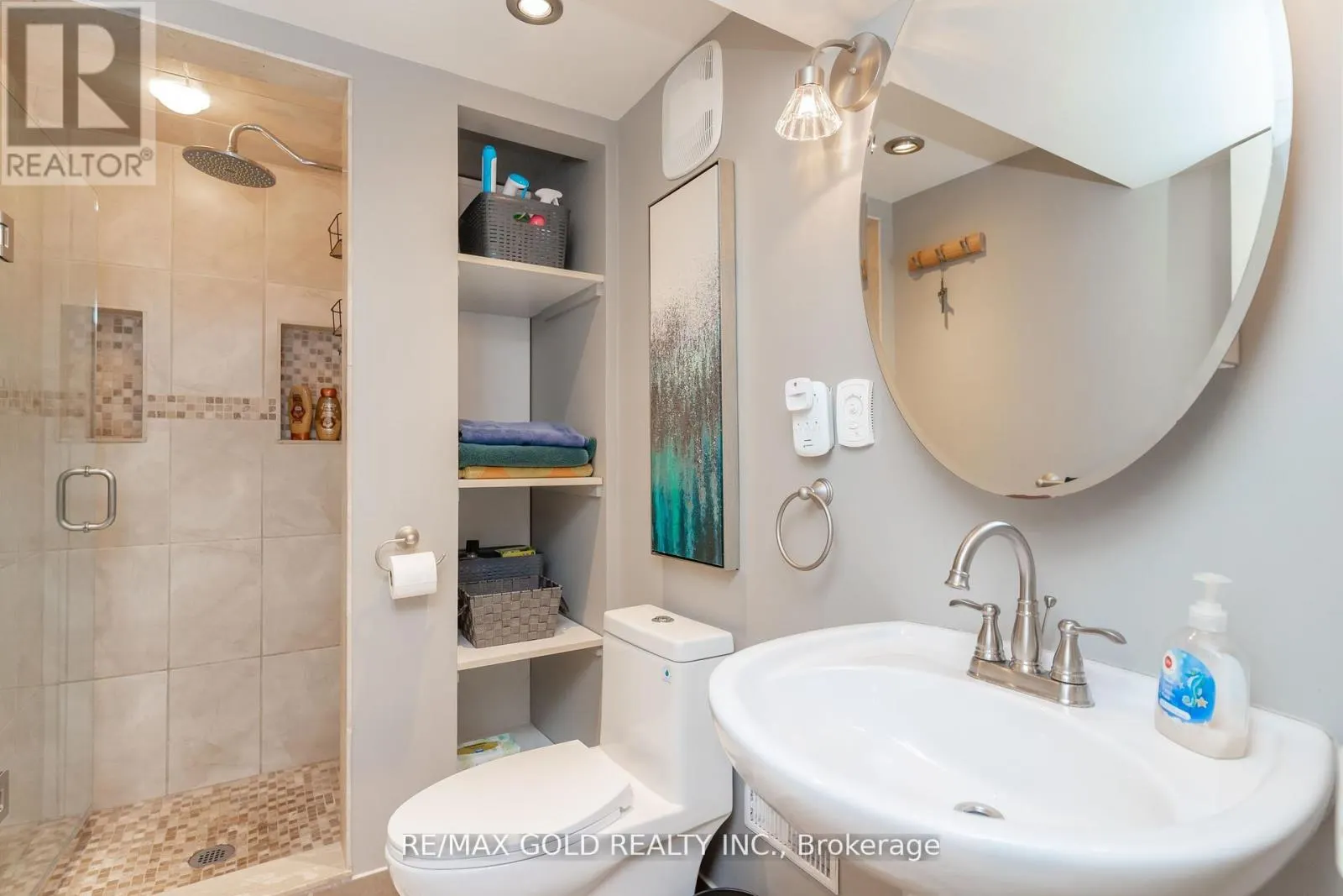 23 EDGEBROOK CRESCENT
