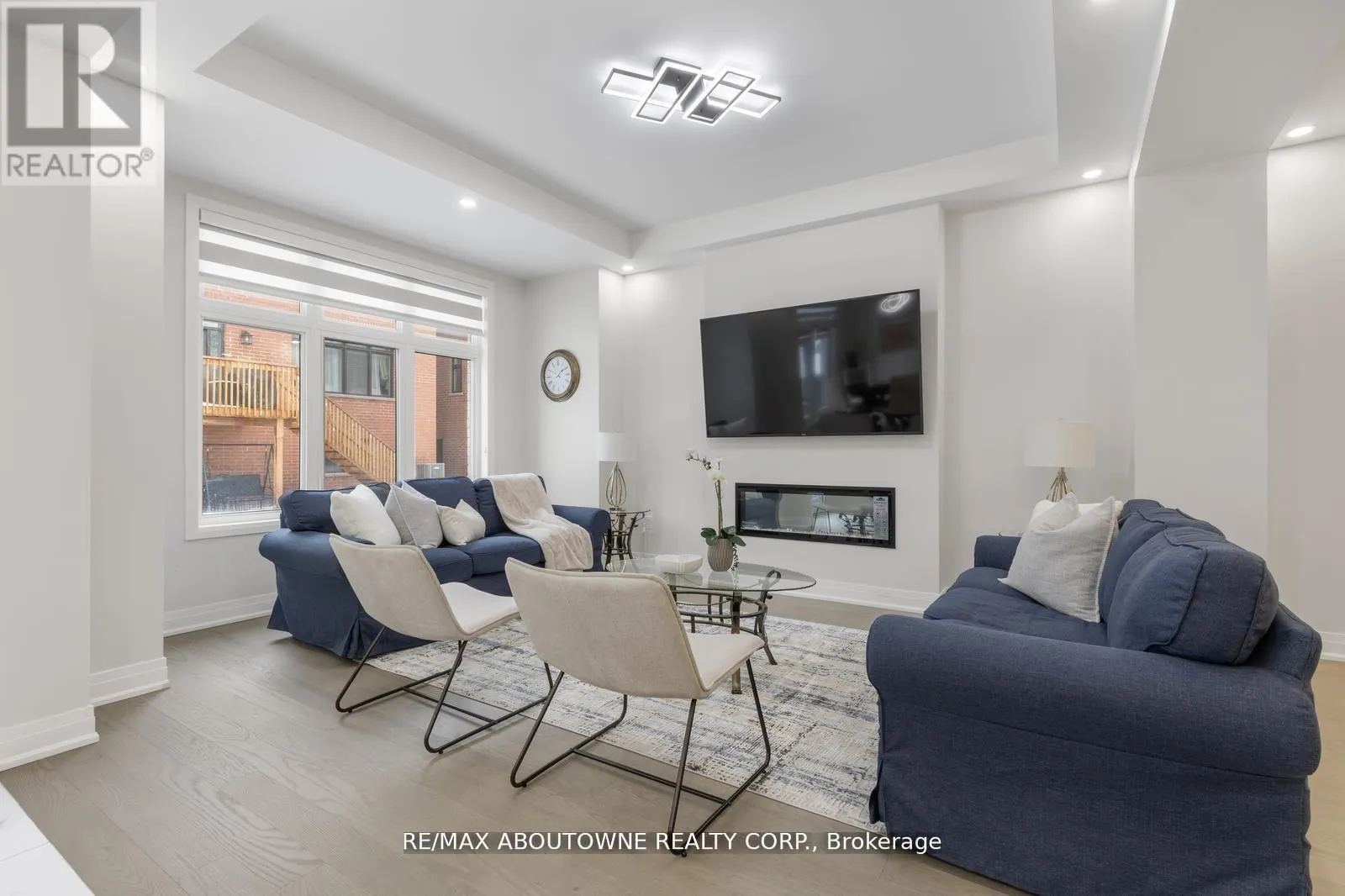 3114 TRAVERTINE DRIVE