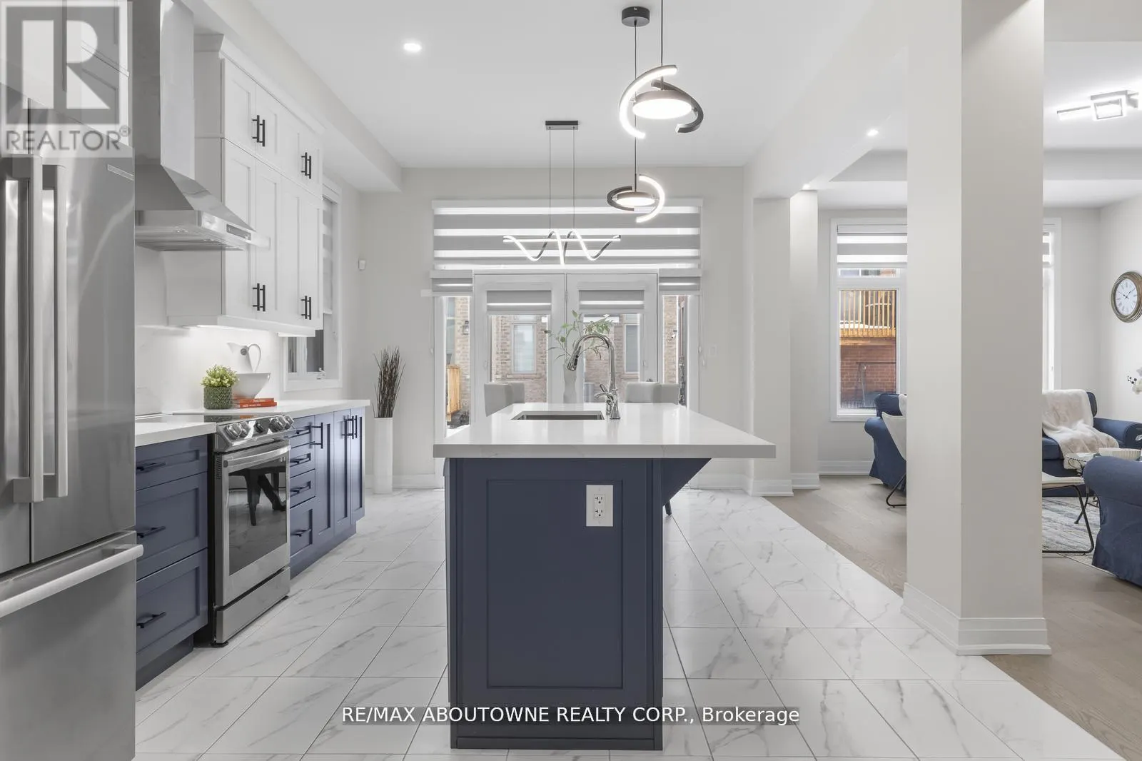 3114 TRAVERTINE DRIVE