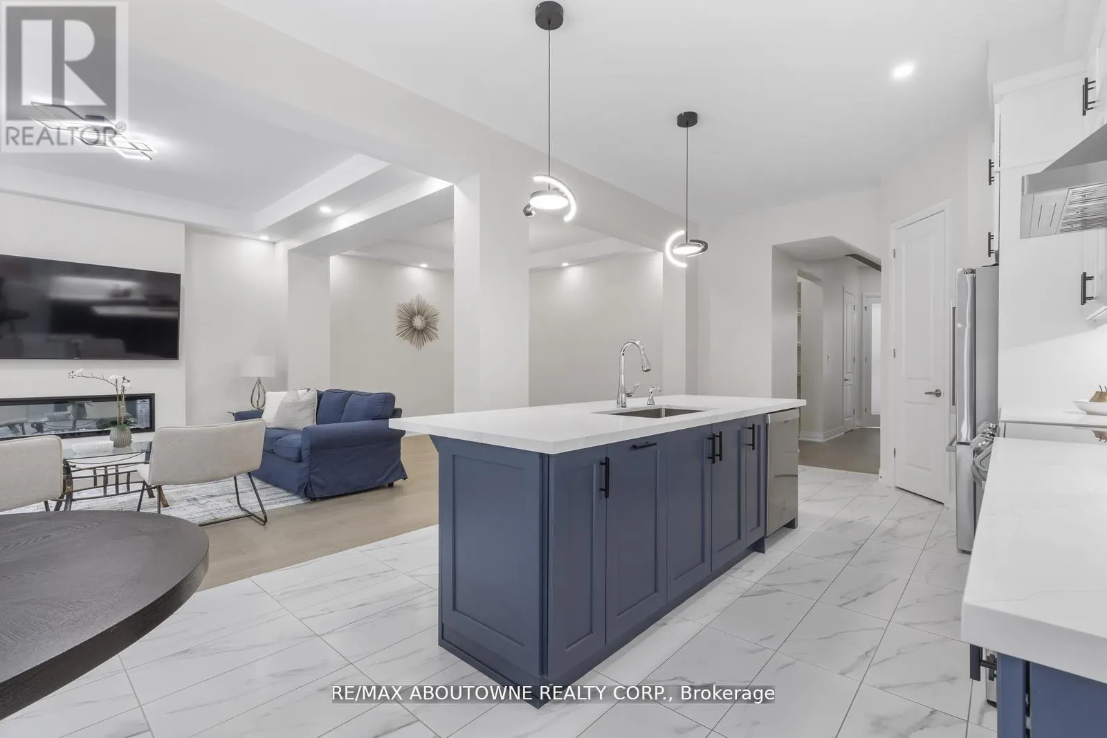 3114 TRAVERTINE DRIVE