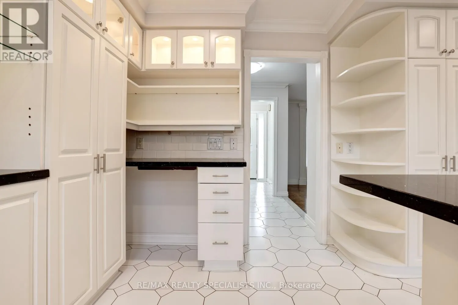 463 VALLEYFIELD DRIVE