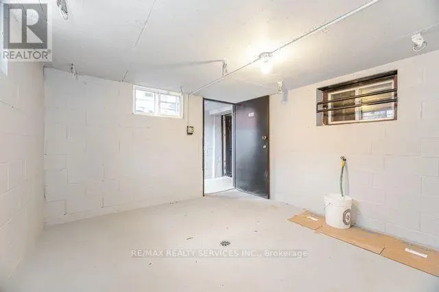 444 MAYBANK AVENUE