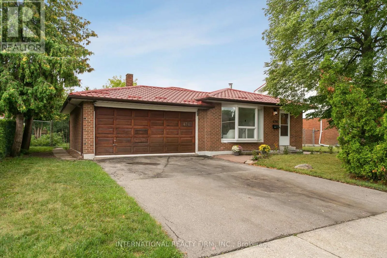 476 LOLITA GARDENS