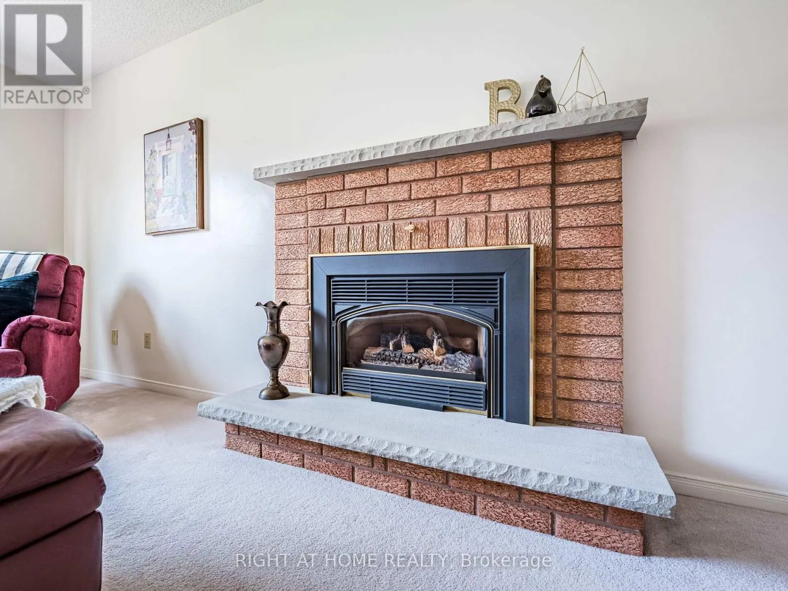 56 CANNON CRESCENT