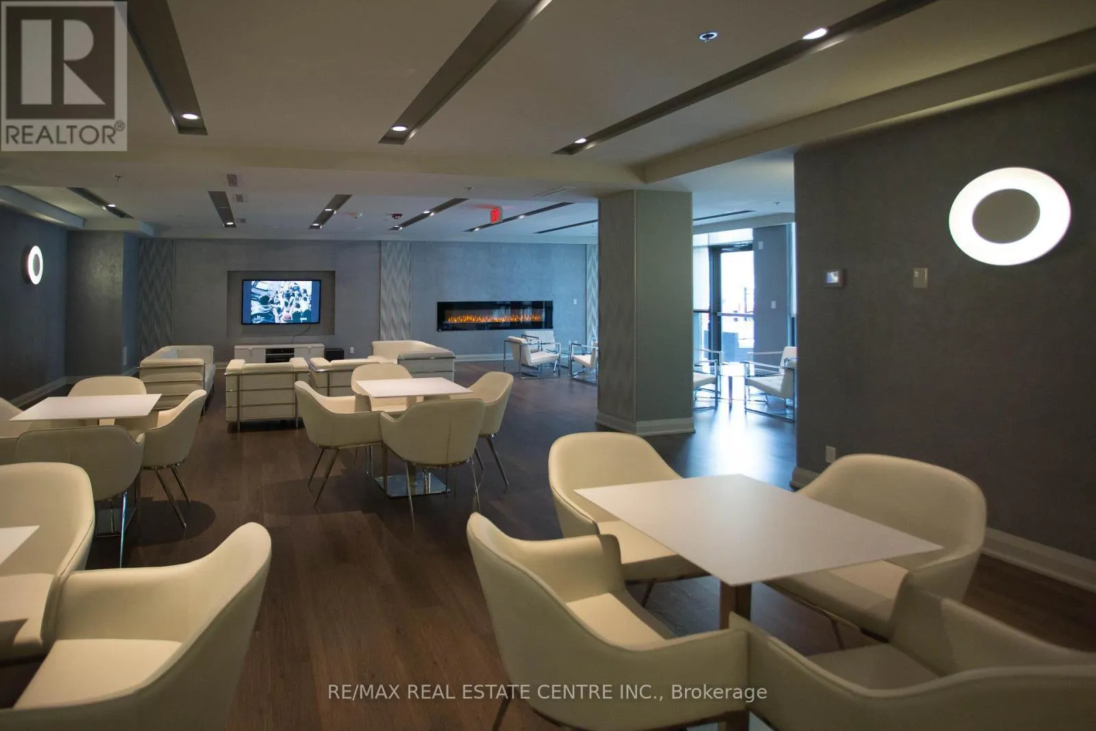 719 - 80 ESTHER LORRIE DRIVE