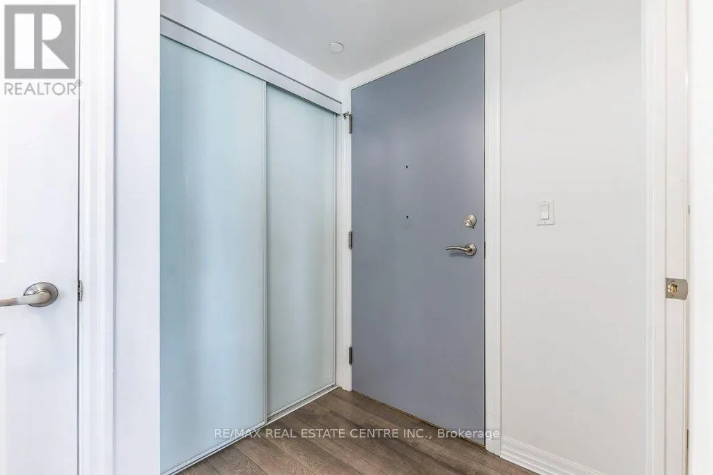 719 - 80 ESTHER LORRIE DRIVE