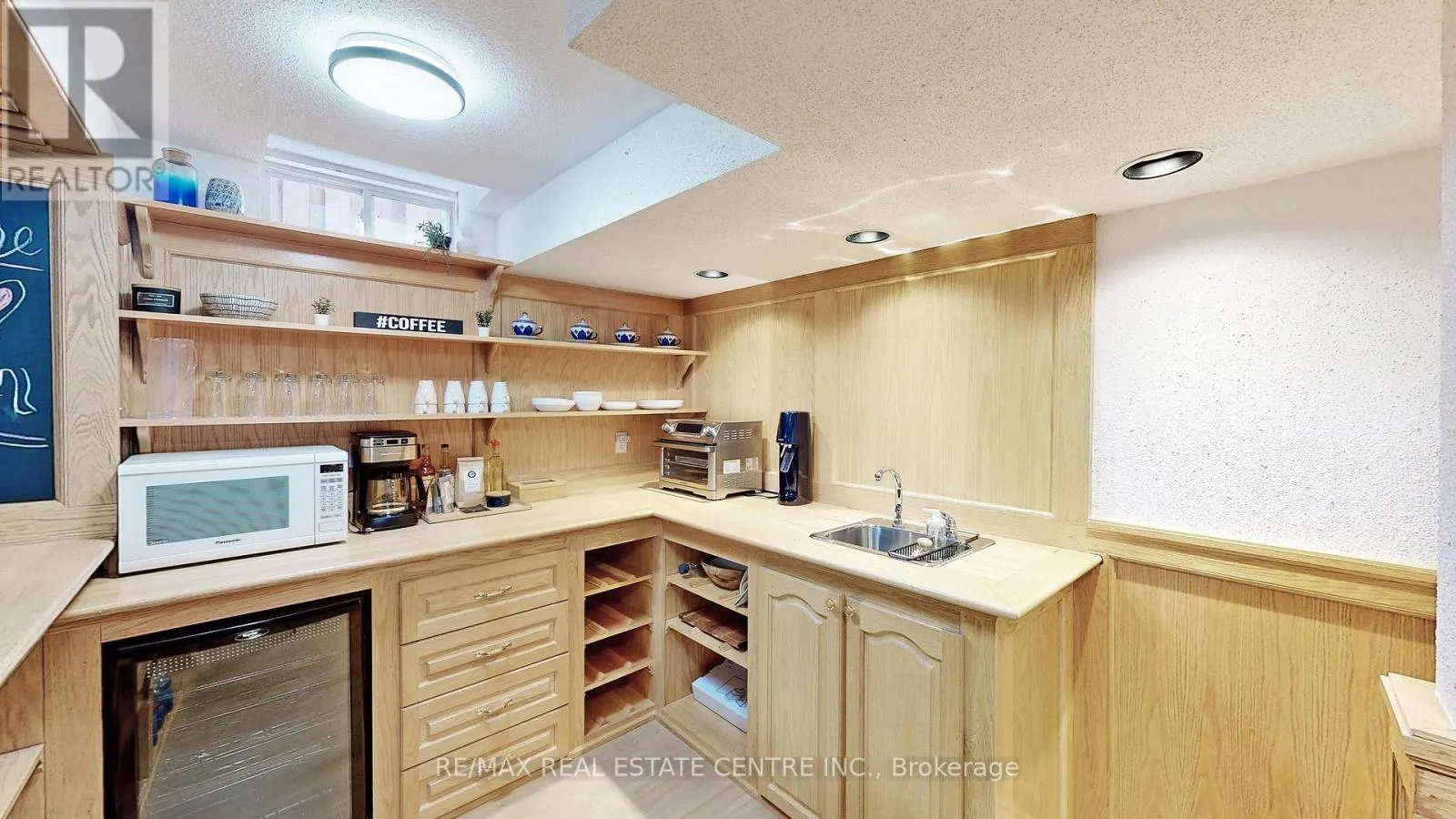 3408 TRELAWNY CIRCLE