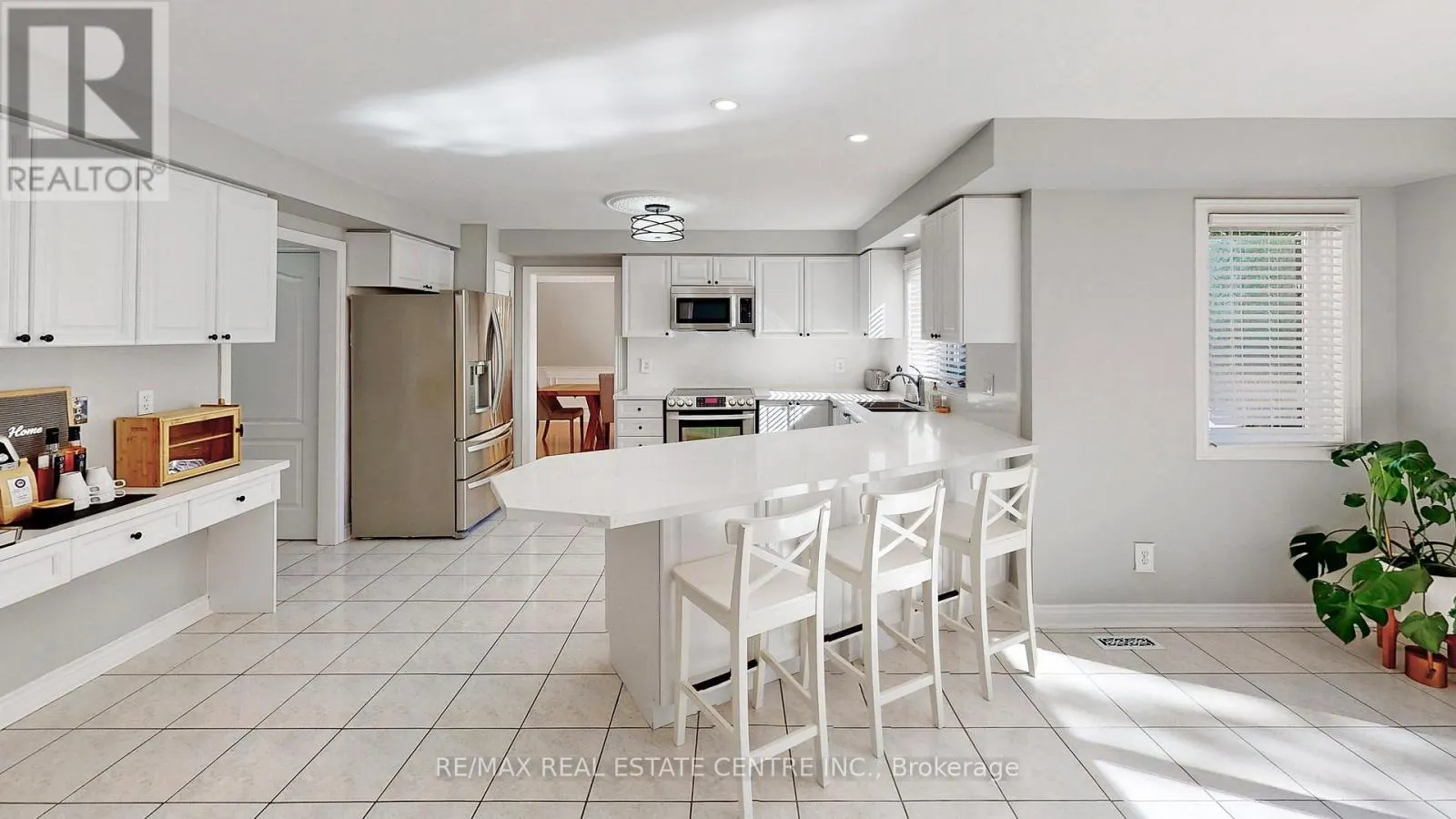 3408 TRELAWNY CIRCLE