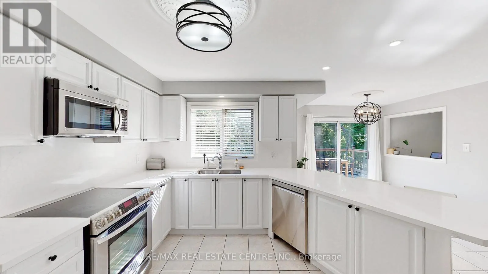 3408 TRELAWNY CIRCLE