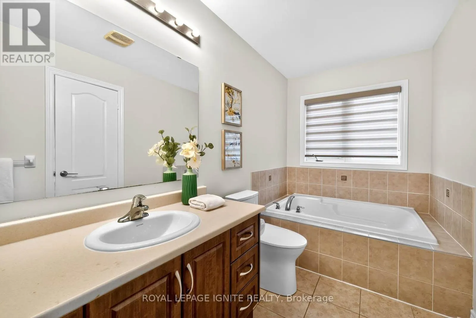 24 MICARTA AVENUE