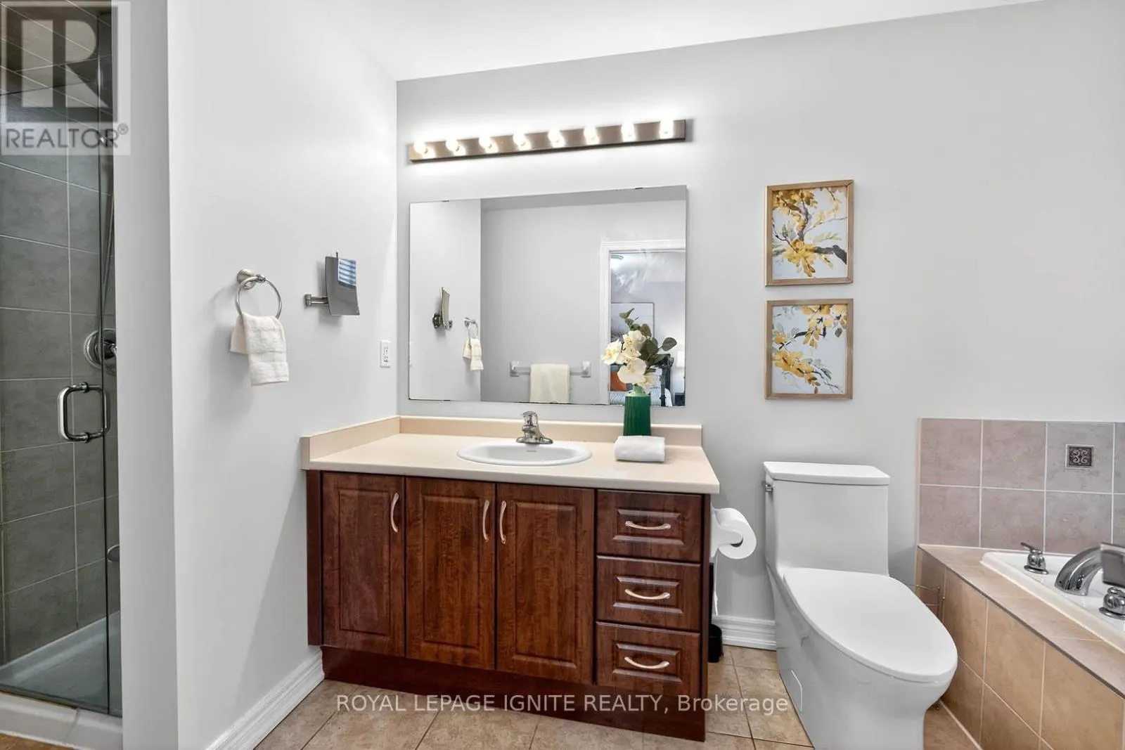 24 MICARTA AVENUE