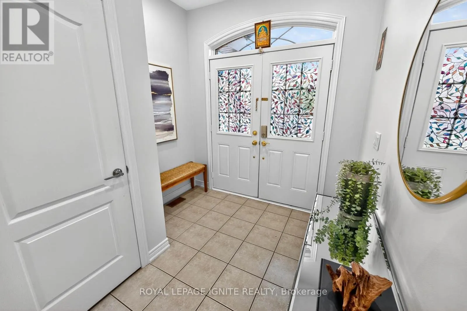 24 MICARTA AVENUE