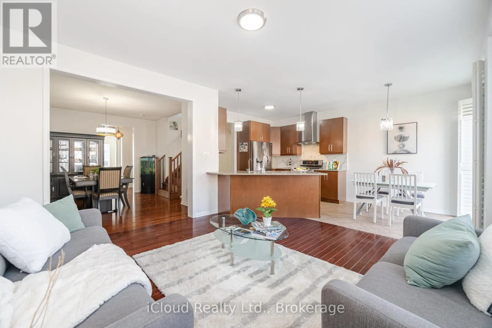 1047 SAVOLINE BOULEVARD