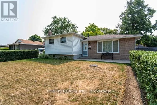 140 FOLKSTONE CRESCENT