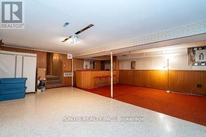 140 FOLKSTONE CRESCENT
