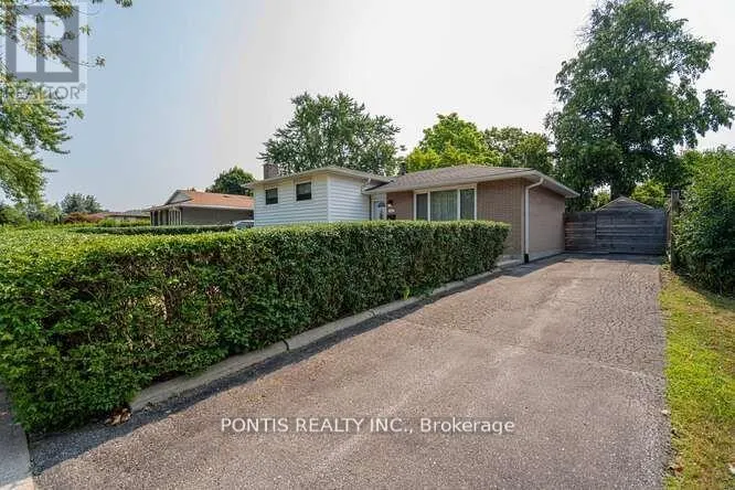 140 FOLKSTONE CRESCENT