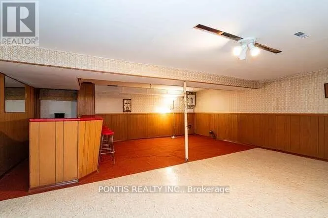 140 FOLKSTONE CRESCENT