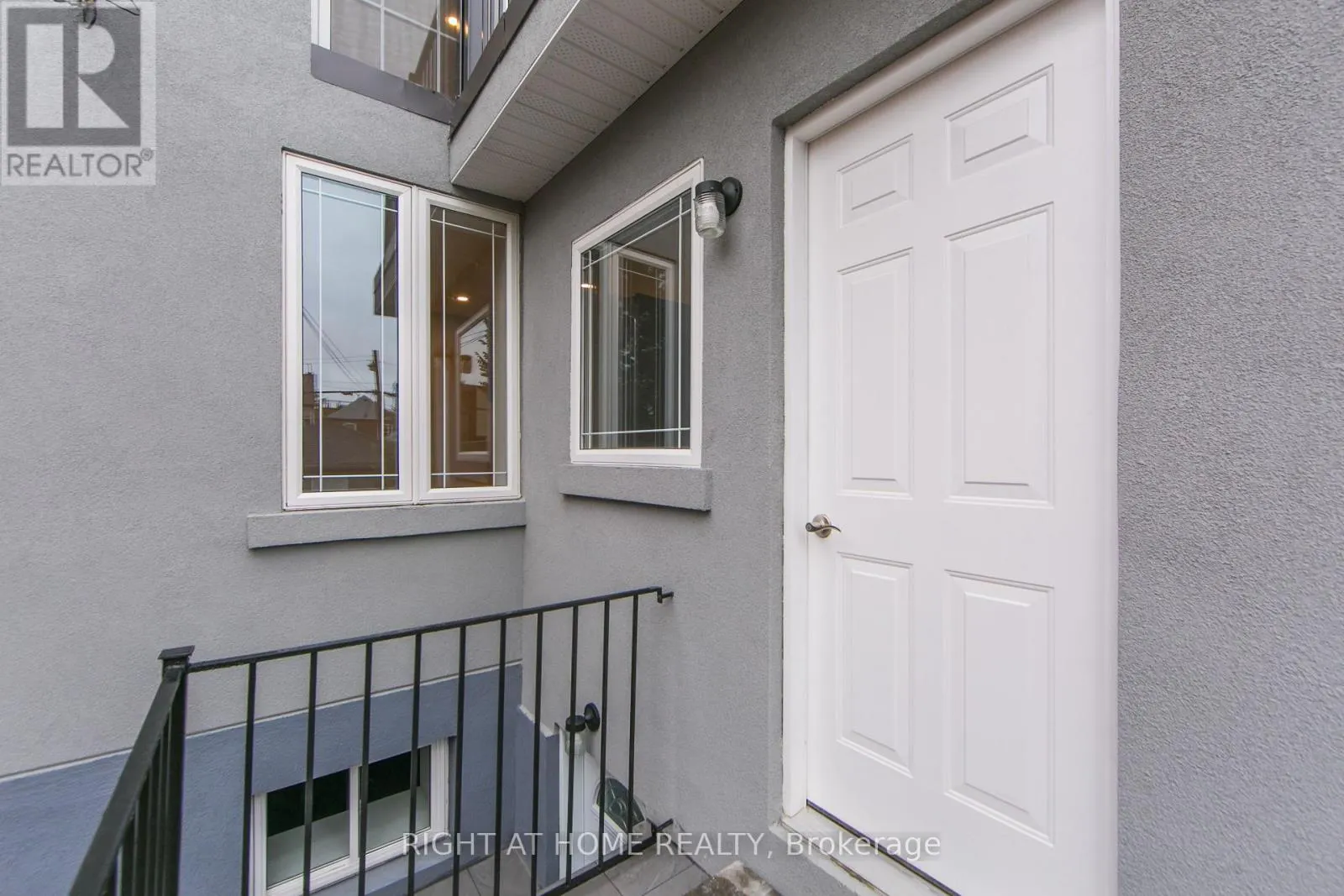 701 DUPONT STREET