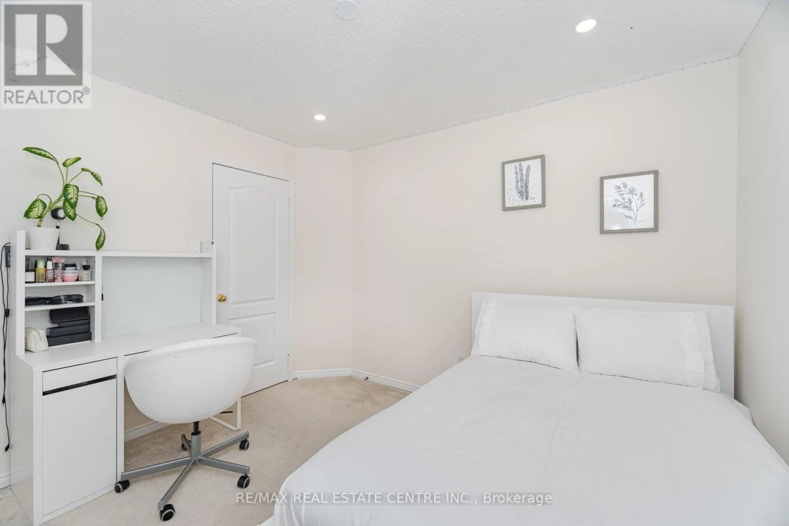 2931 GARDENVIEW CRESCENT