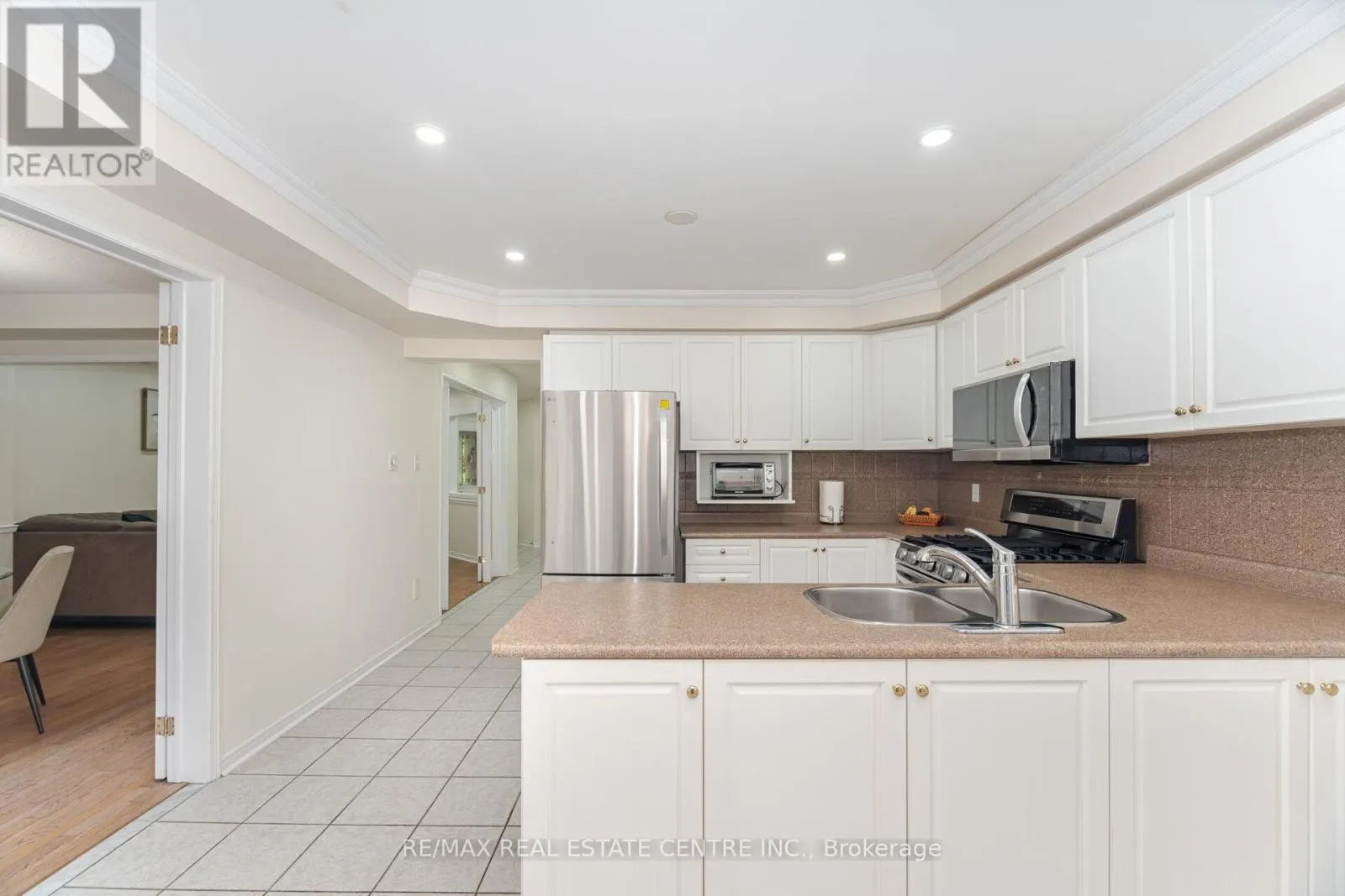 2931 GARDENVIEW CRESCENT