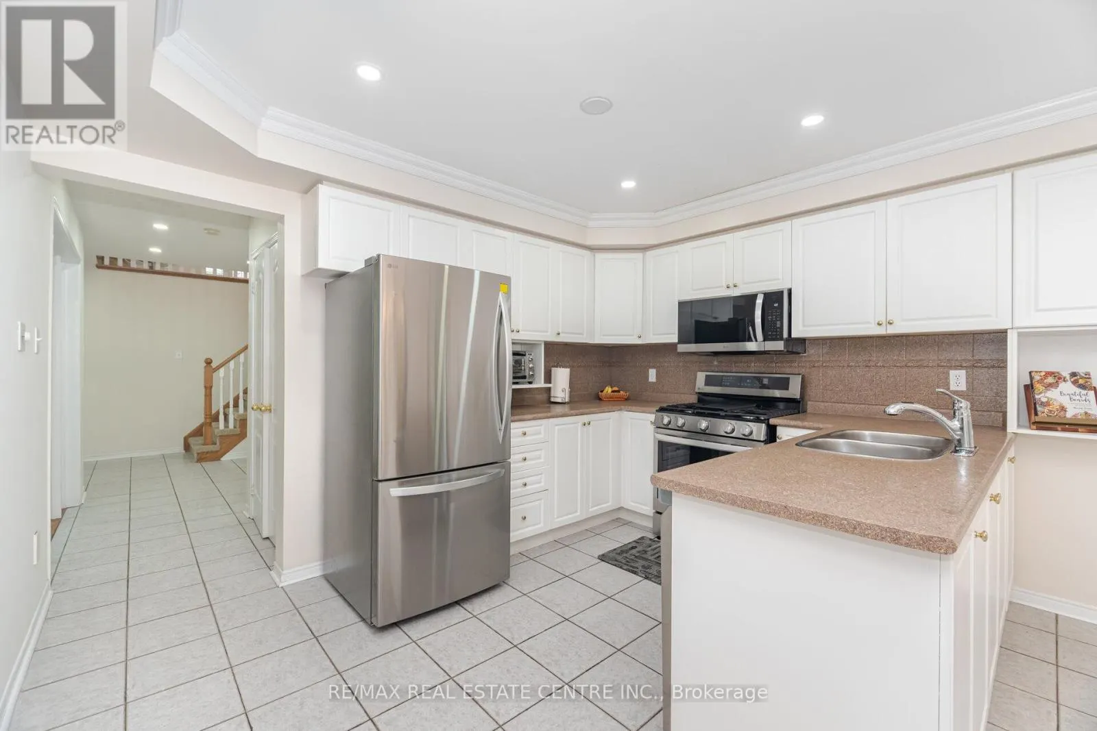 2931 GARDENVIEW CRESCENT