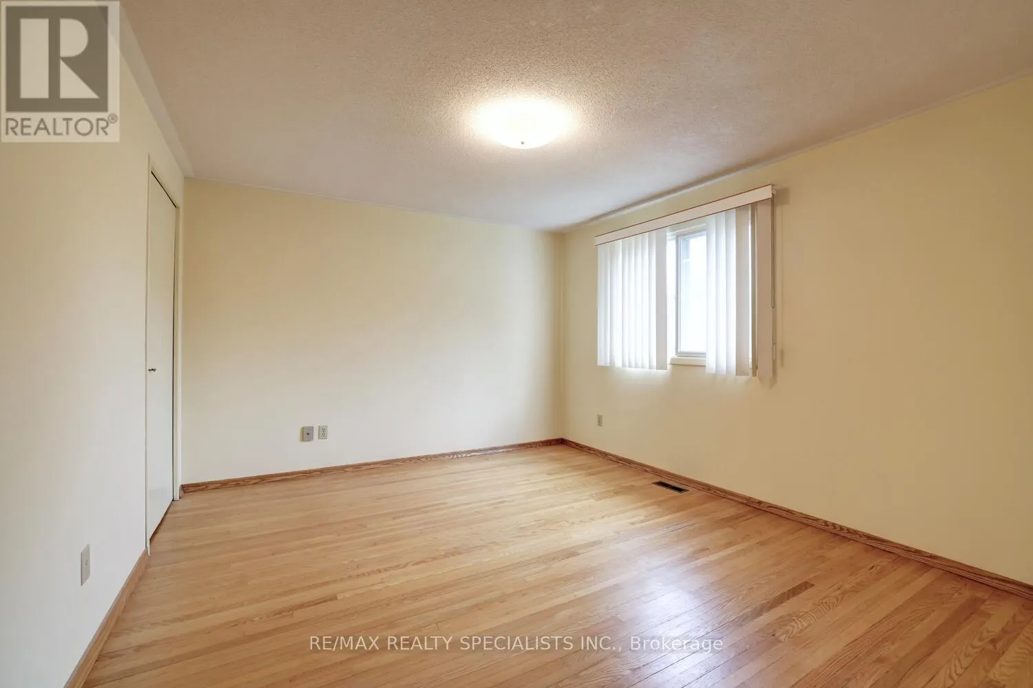 2483 FRANKFIELD ROAD