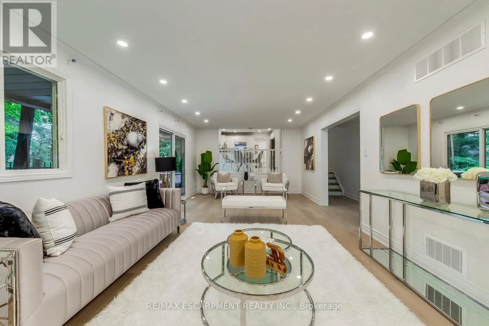 170 CAVENDISH COURT