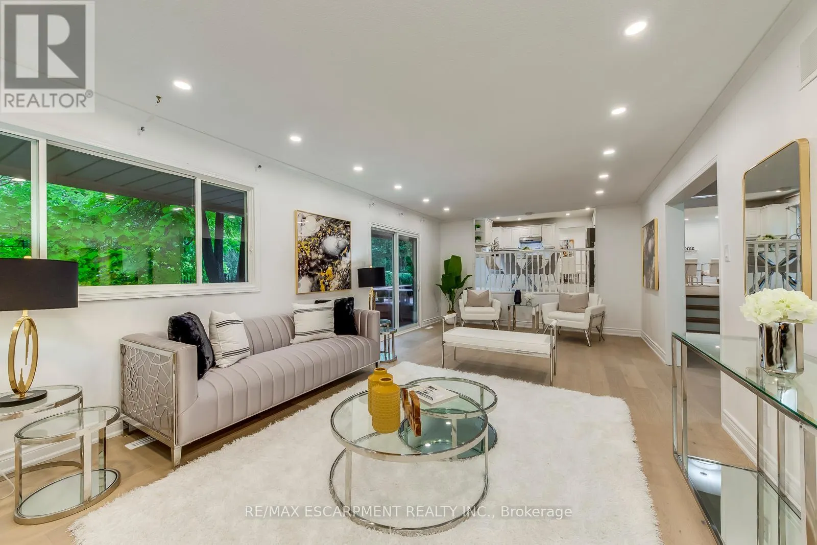 170 CAVENDISH COURT