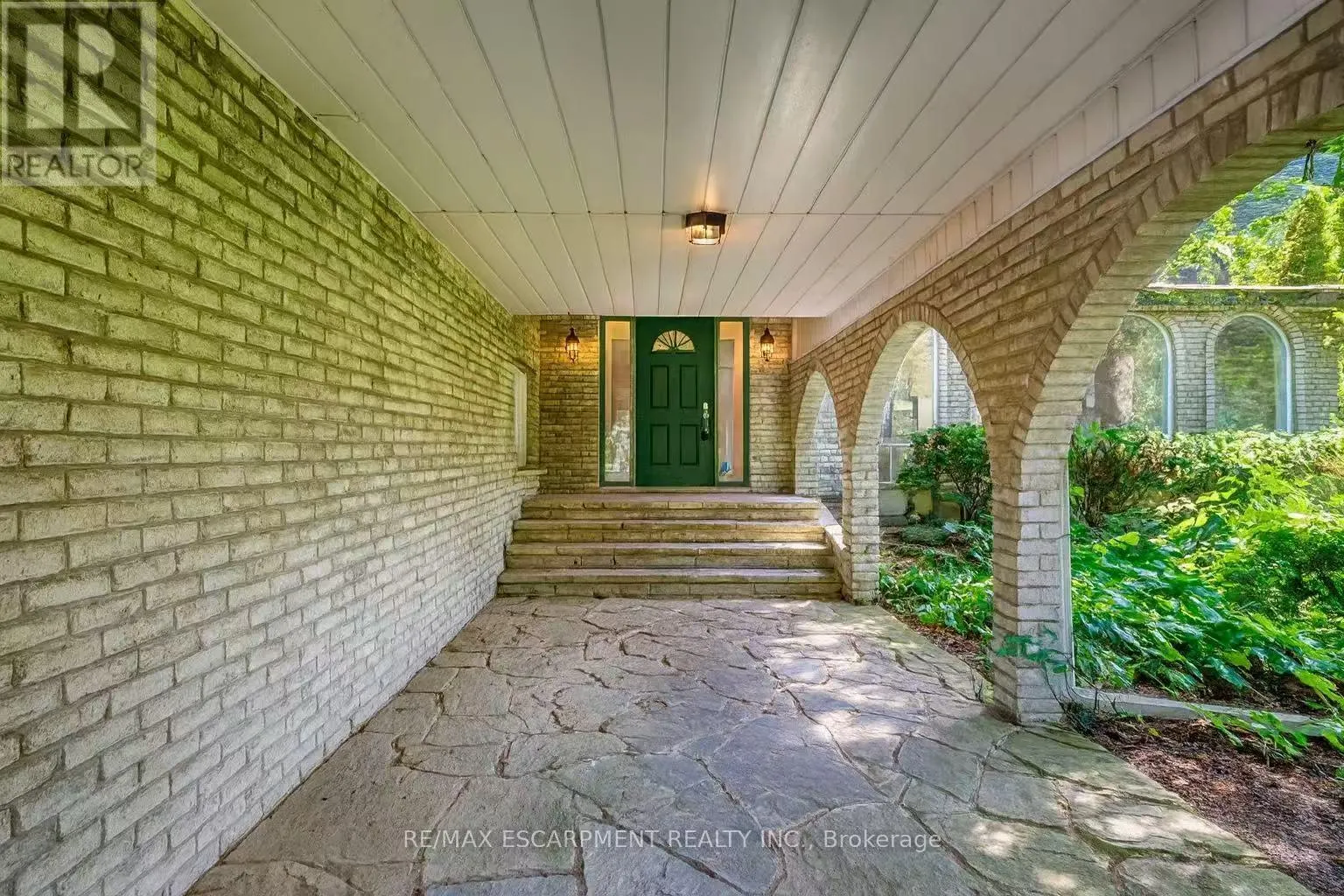 170 CAVENDISH COURT