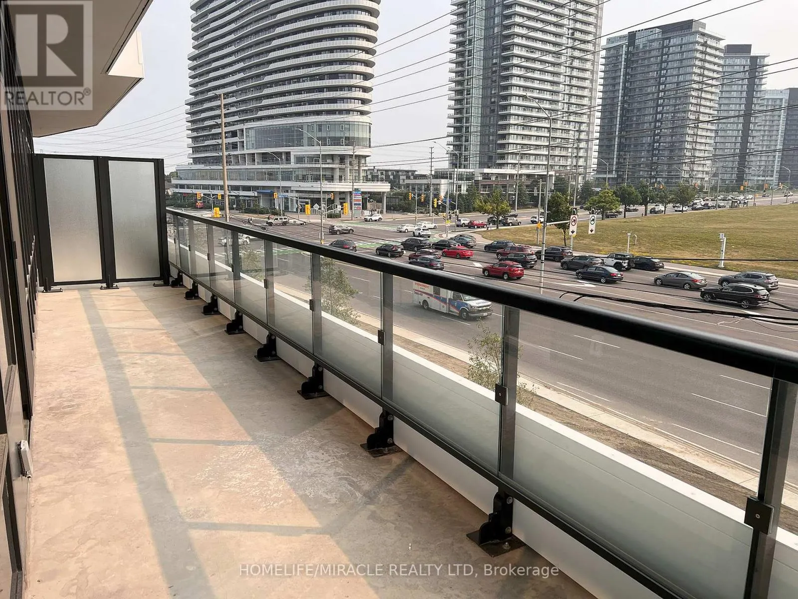422 - 2485 EGLINTON AVENUE W