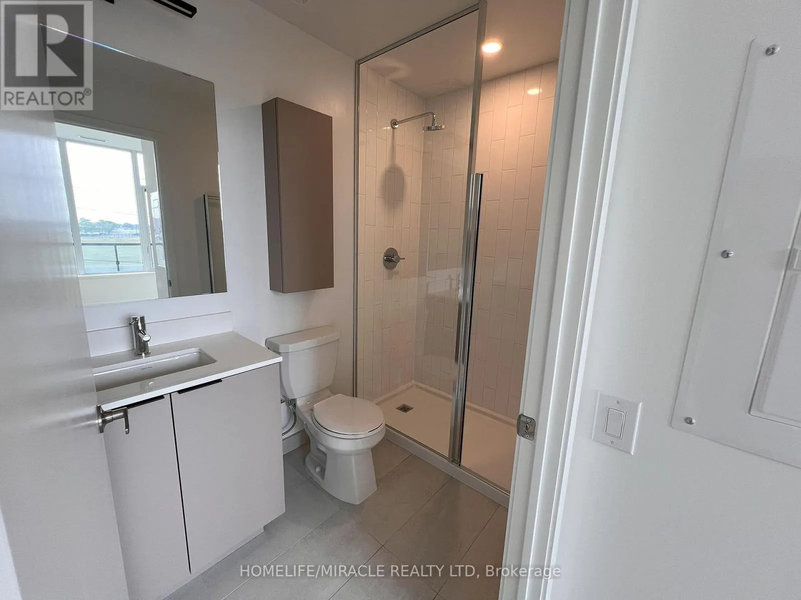 422 - 2485 EGLINTON AVENUE W