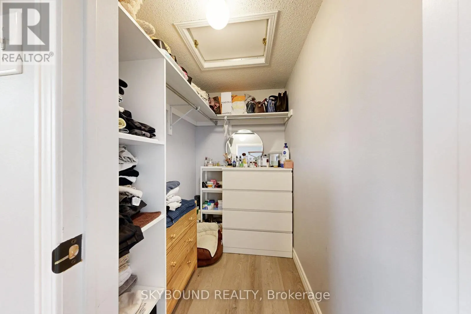 85 - 3088 EGLINTON AVENUE W