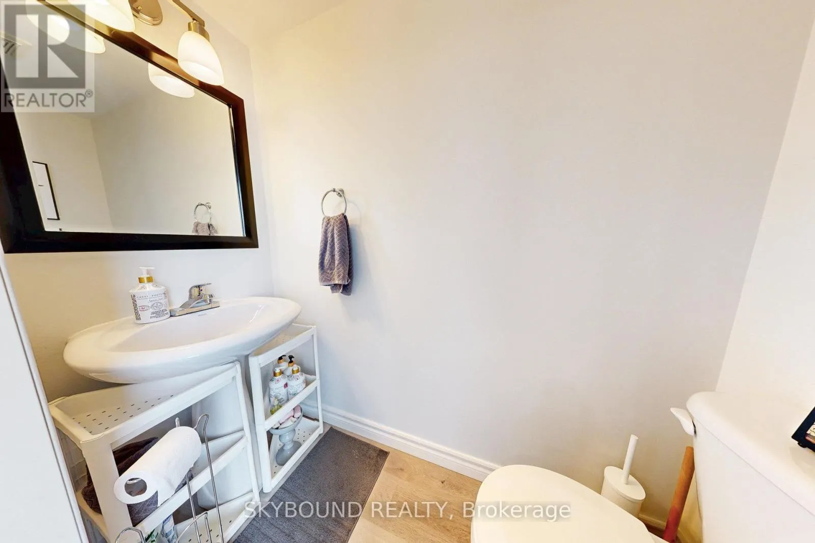 85 - 3088 EGLINTON AVENUE W