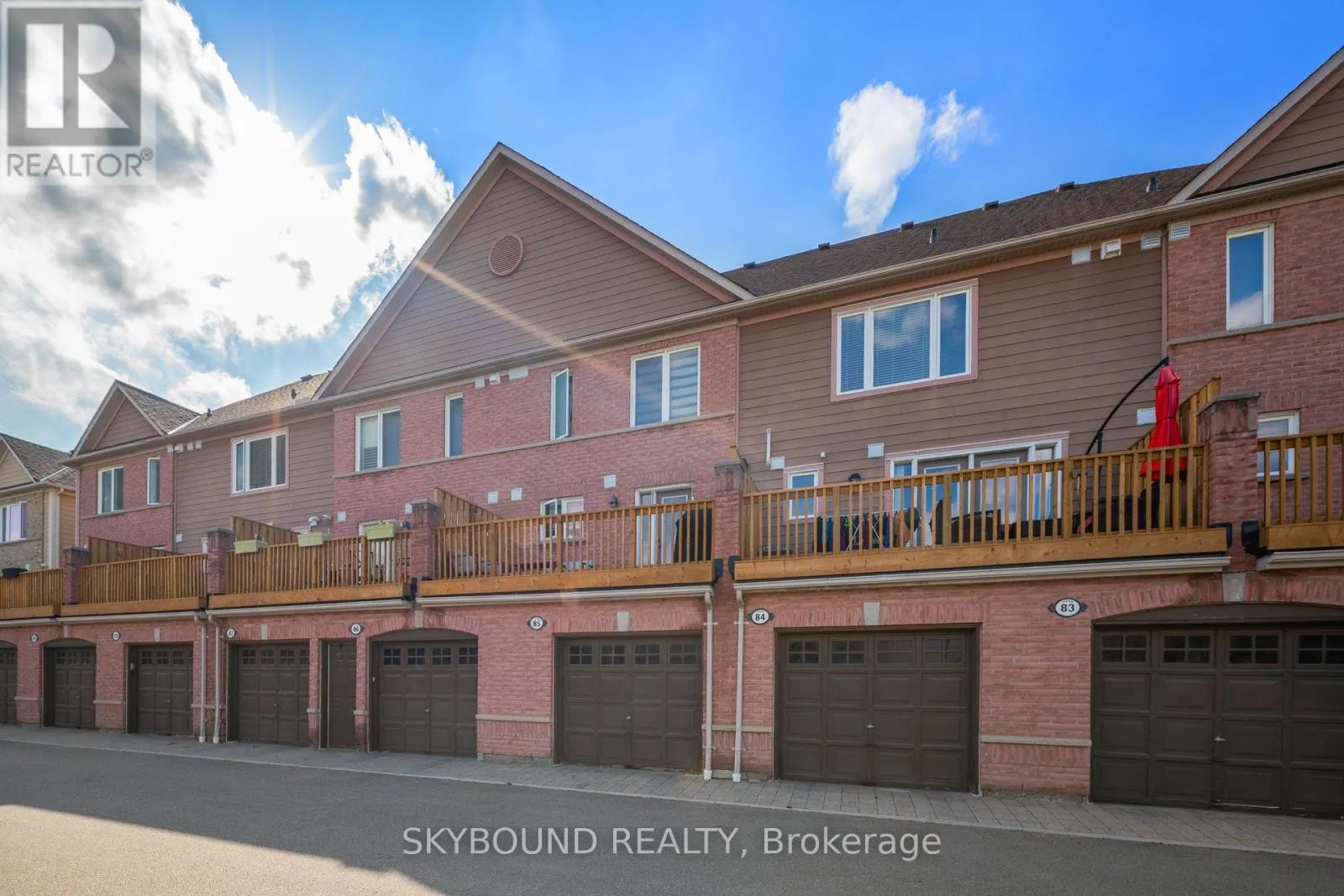 85 - 3088 EGLINTON AVENUE W