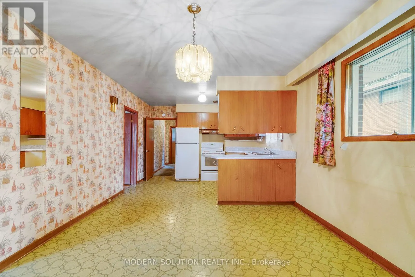 177 EAGLEWOOD BOULEVARD