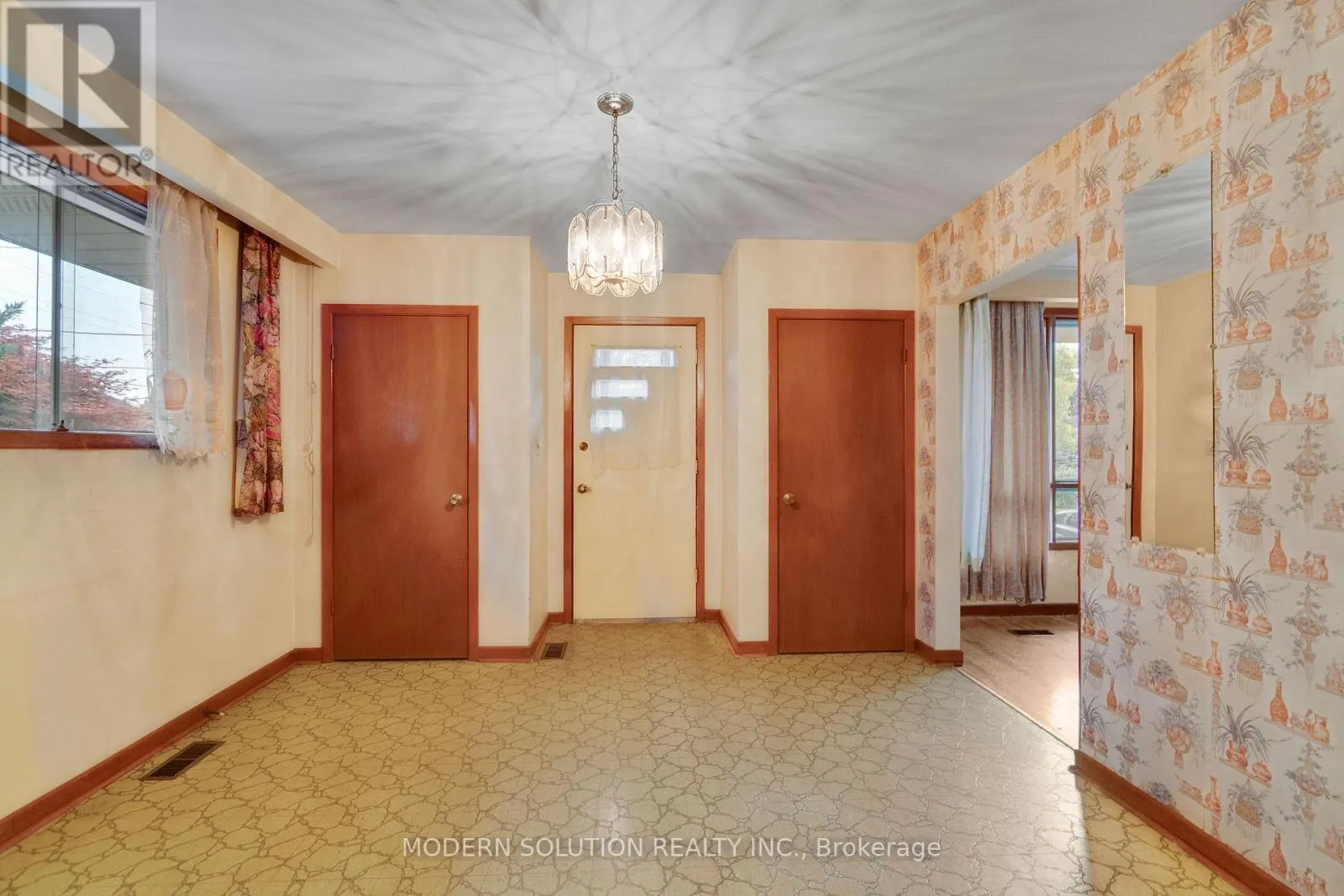 177 EAGLEWOOD BOULEVARD
