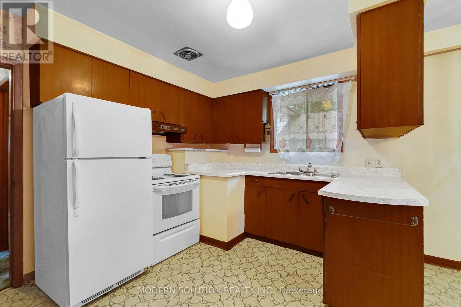 177 EAGLEWOOD BOULEVARD