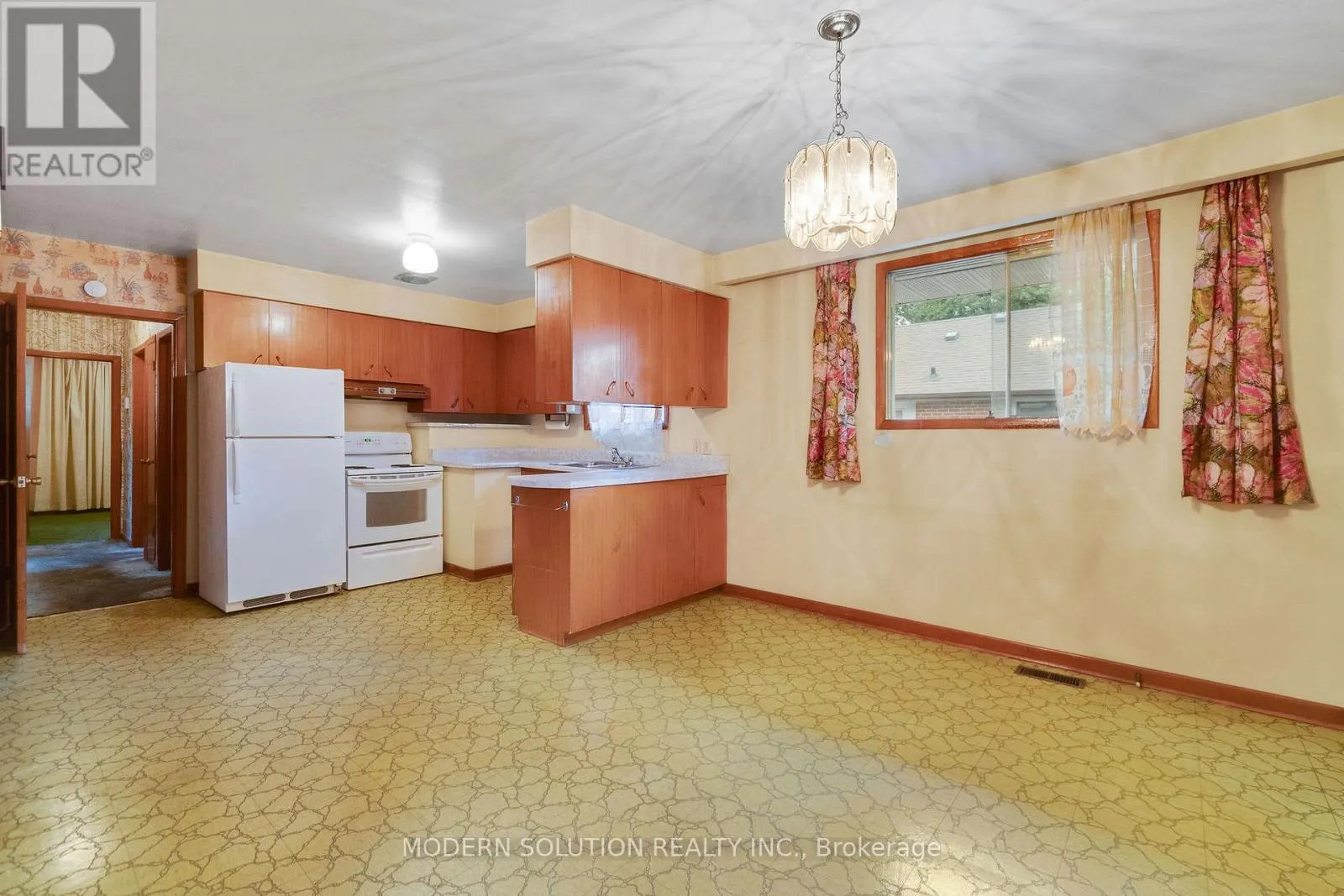 177 EAGLEWOOD BOULEVARD