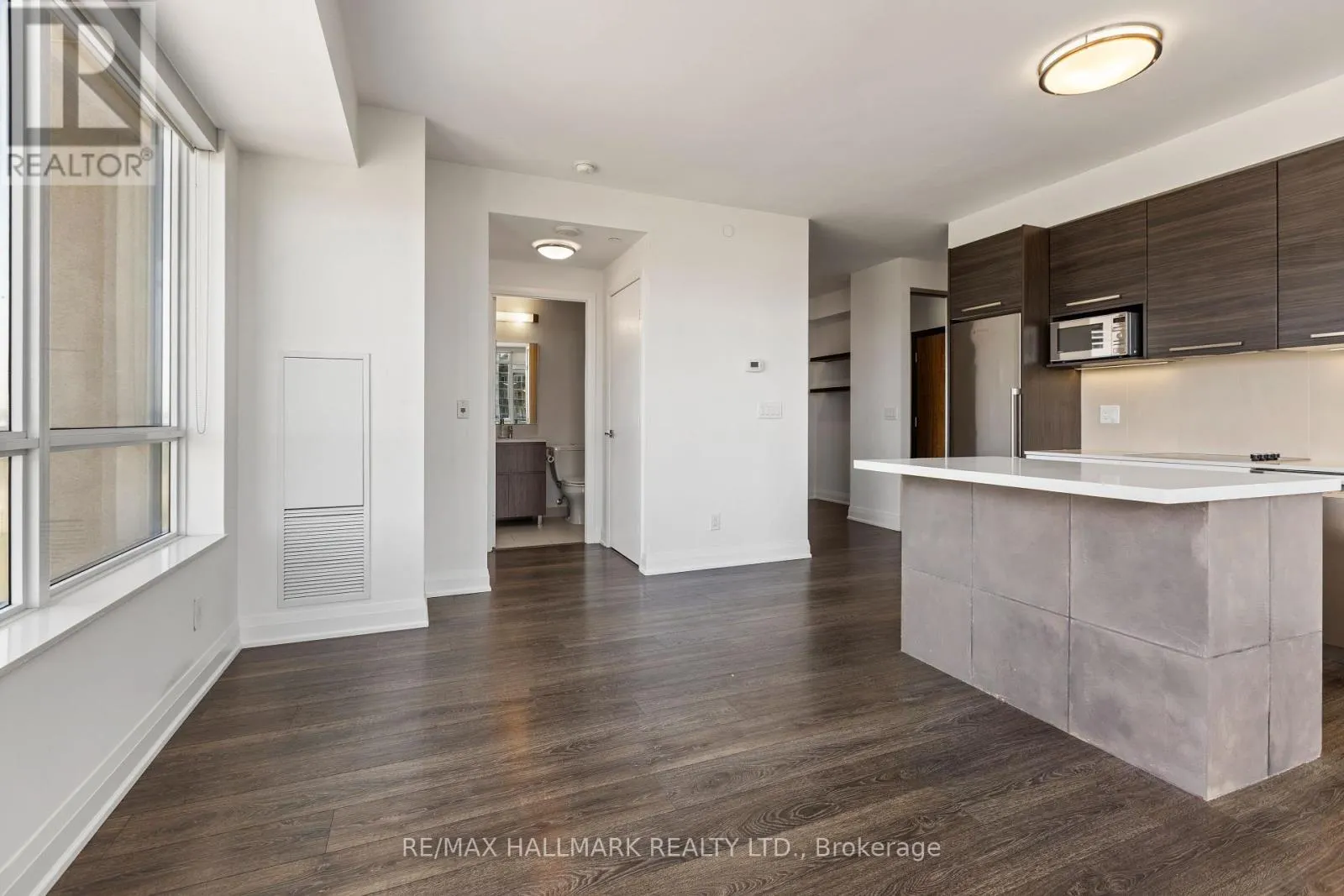 1909 - 36 PARK LAWN ROAD