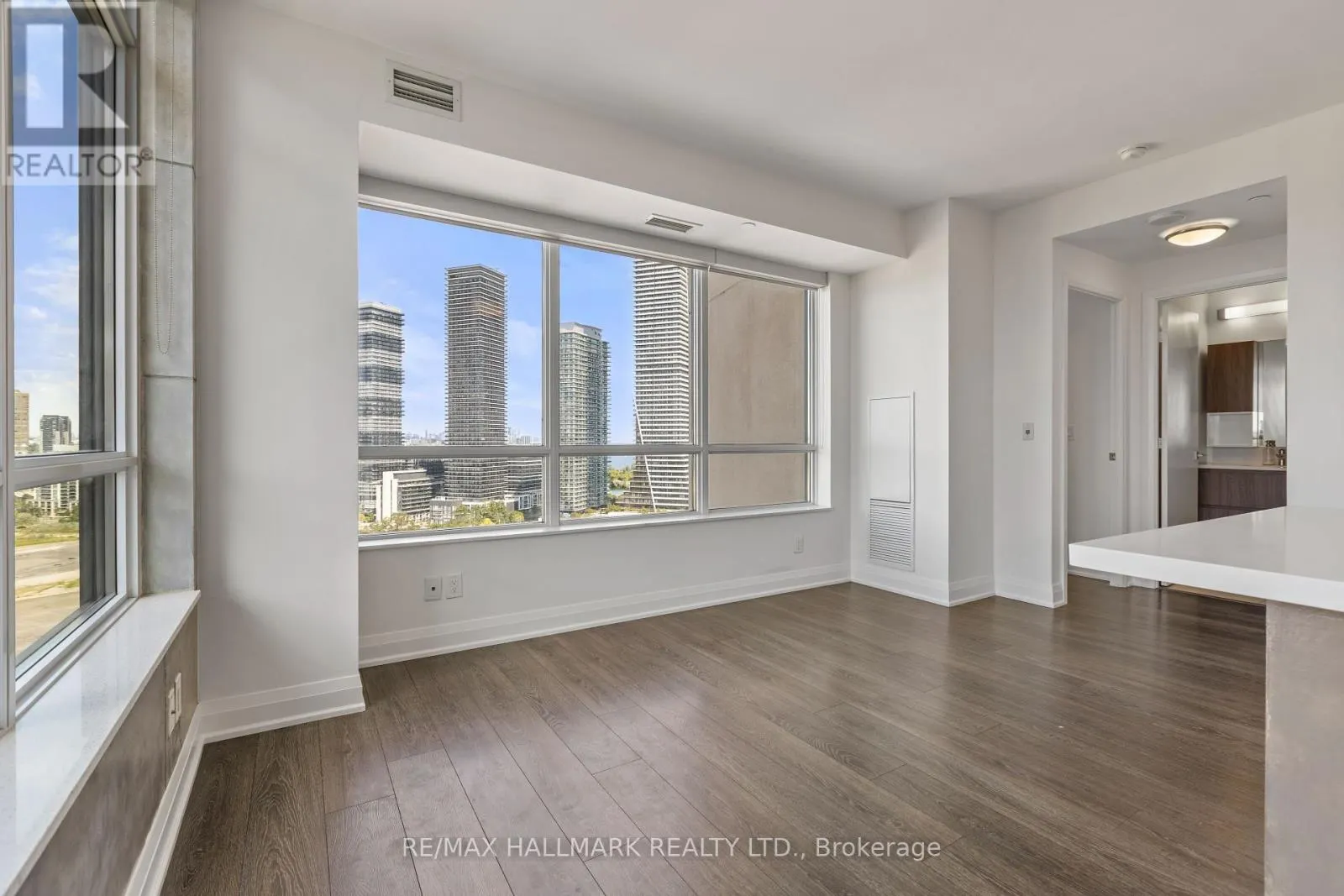 1909 - 36 PARK LAWN ROAD