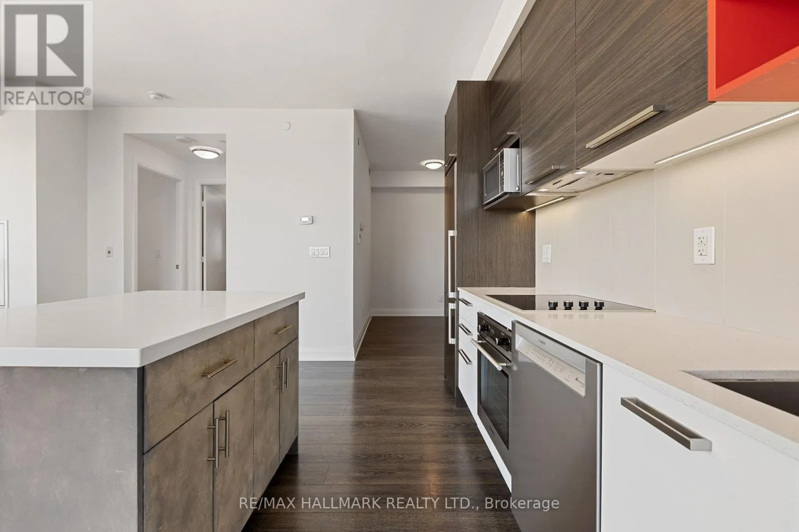 1909 - 36 PARK LAWN ROAD